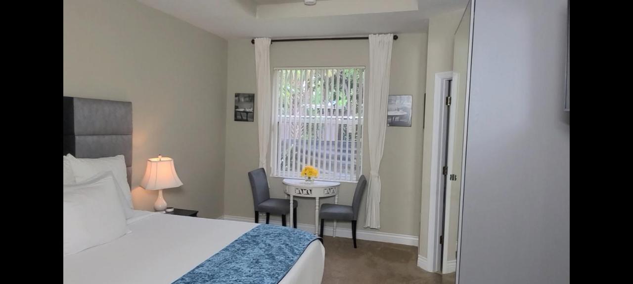 Private Suite - Private Home Stay Fort Lauderdale Eksteriør bilde